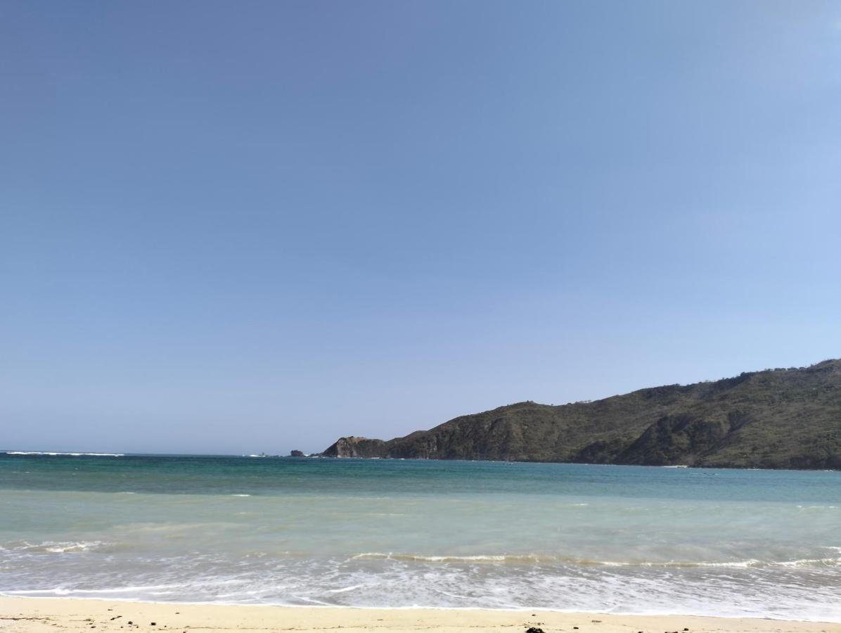 T&T Homestay Kuta  Экстерьер фото